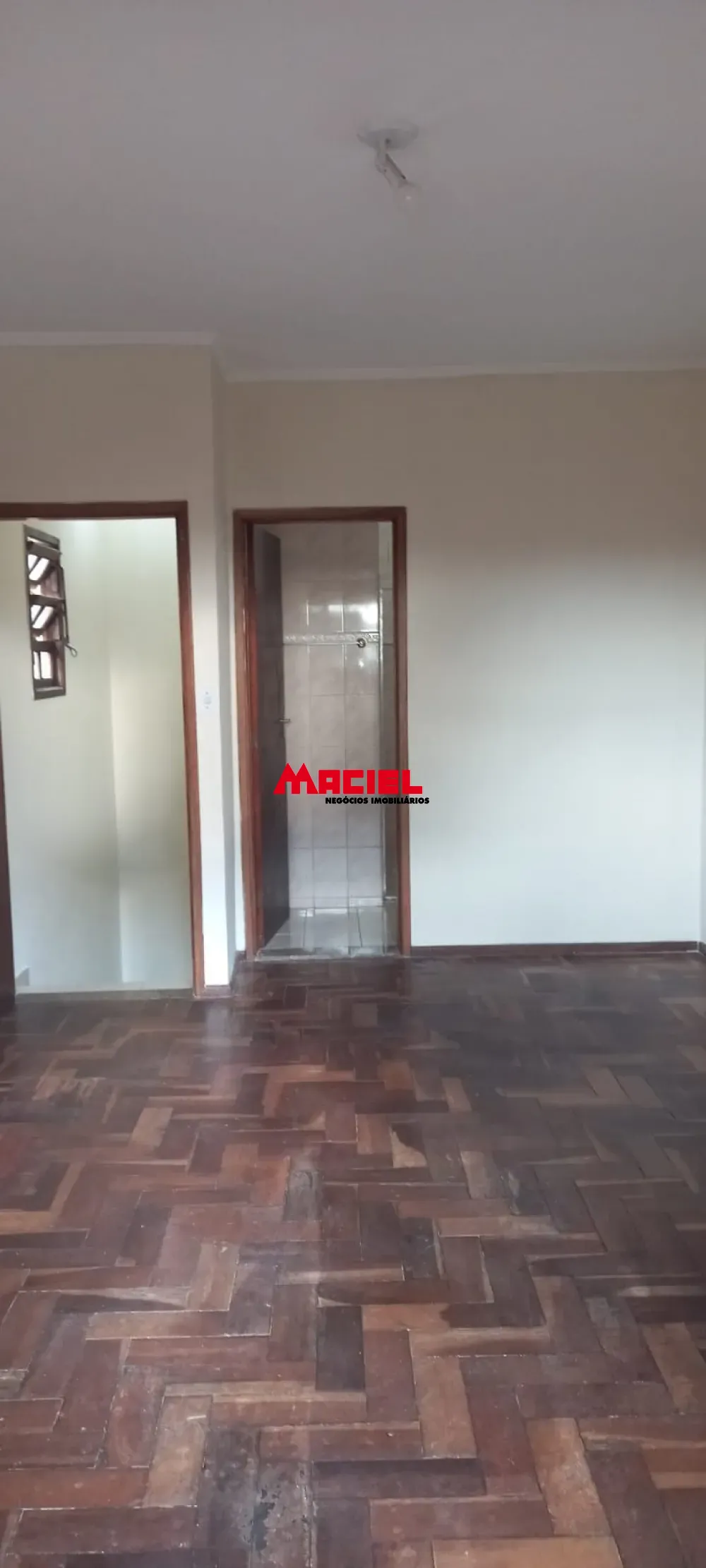 Alugar Casa / Sobrado em S&atilde;o Jos&eacute; dos Campos R$ 3.400,00 - Foto 15