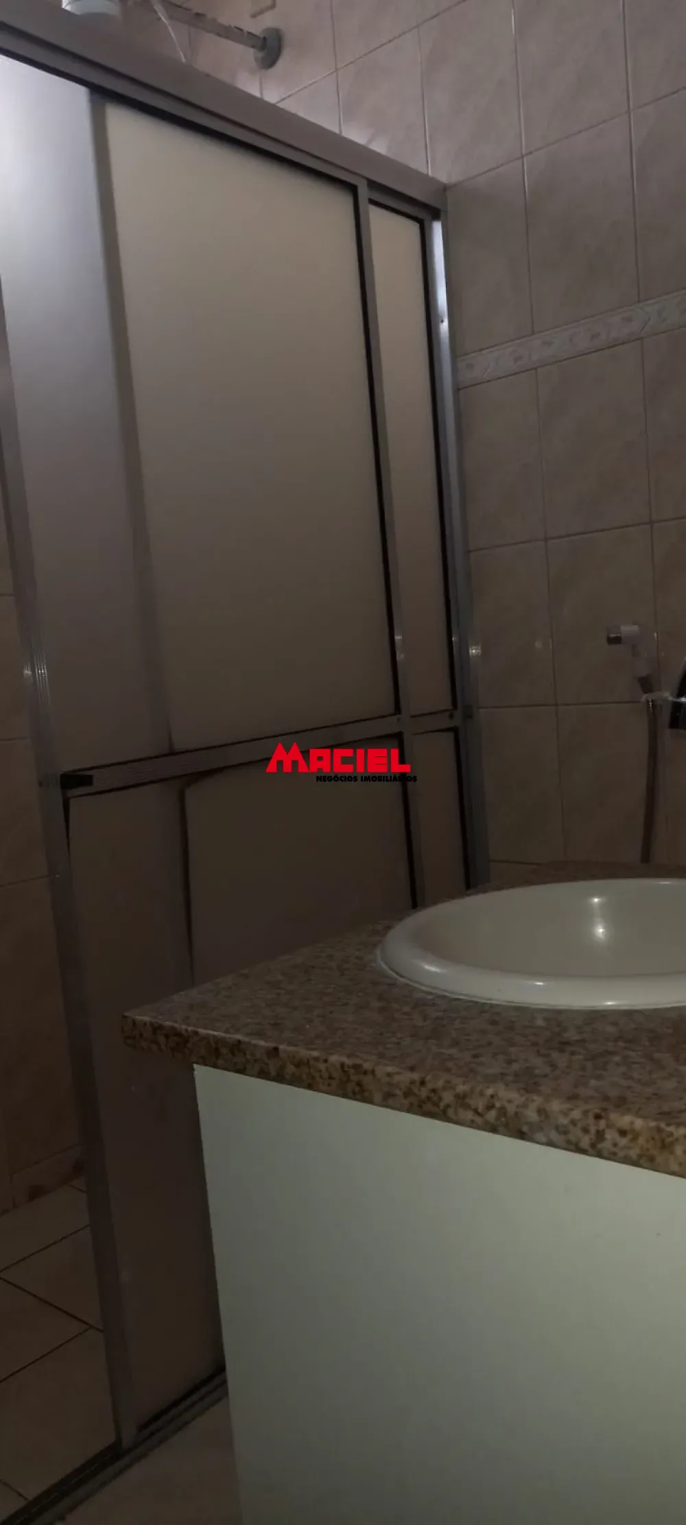 Alugar Casa / Sobrado em S&atilde;o Jos&eacute; dos Campos R$ 3.400,00 - Foto 17