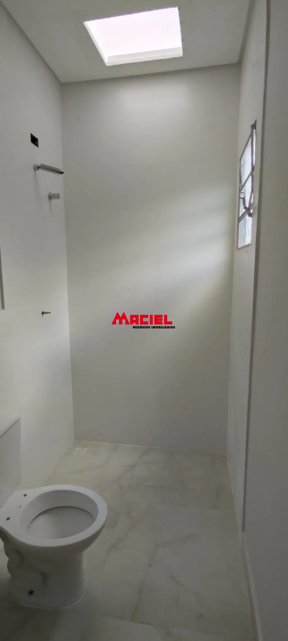 Comprar Casa / Padr&atilde;o em S&atilde;o Jos&eacute; dos Campos R$ 640.000,00 - Foto 3