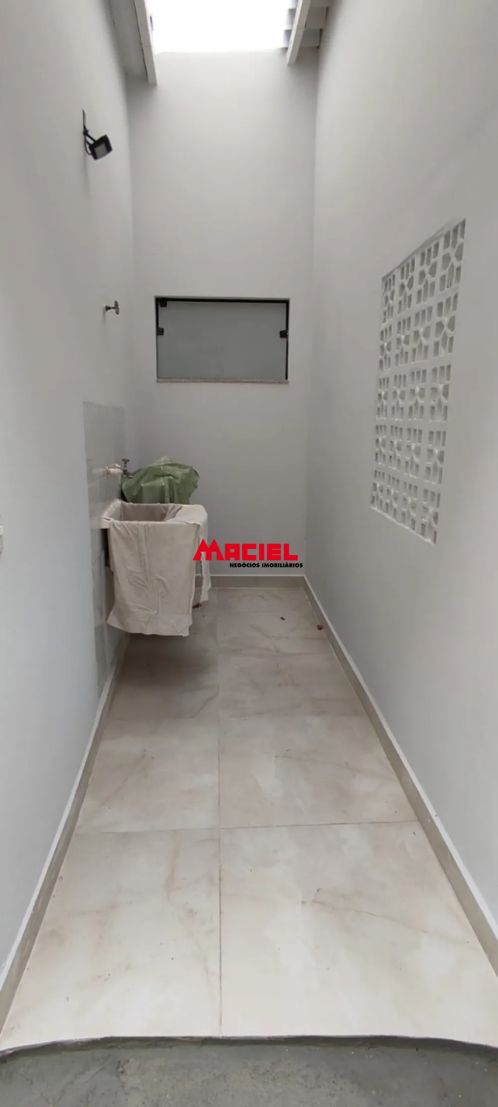Comprar Casa / Padr&atilde;o em S&atilde;o Jos&eacute; dos Campos R$ 640.000,00 - Foto 8