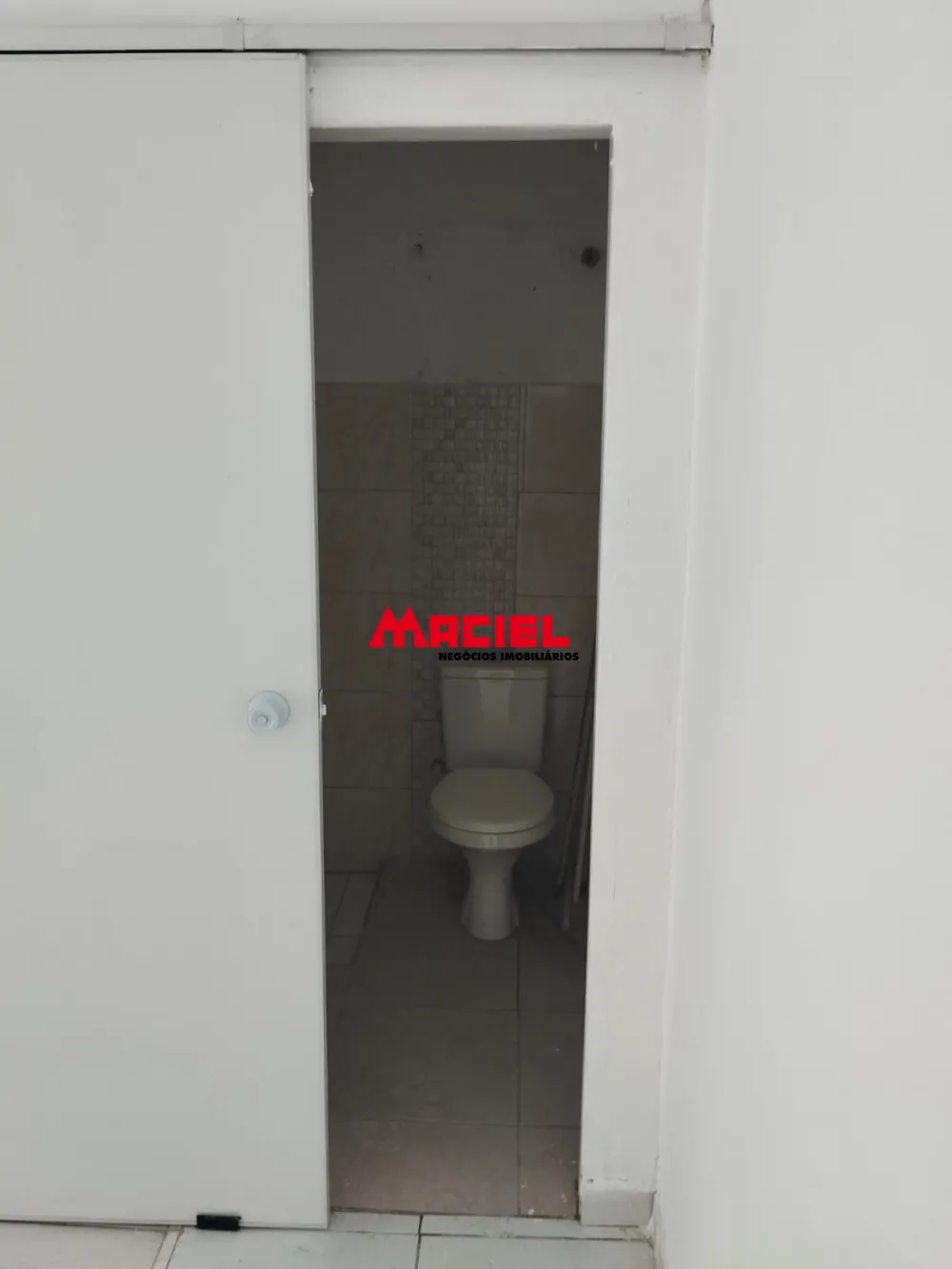 Alugar Comercial / Ponto Comercial em S&atilde;o Jos&eacute; dos Campos R$ 7.700,00 - Foto 7