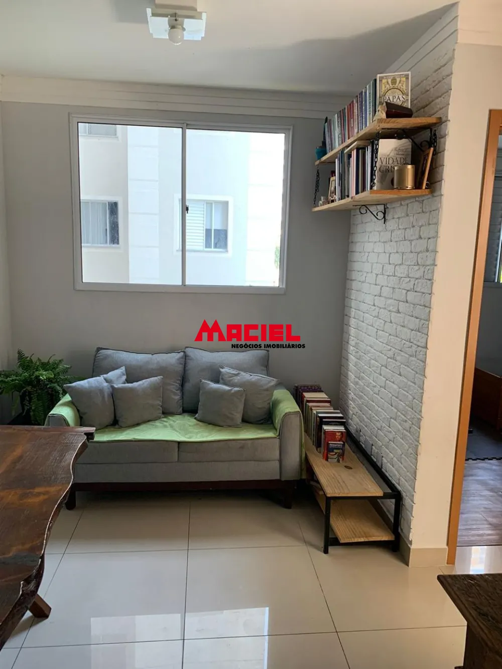Alugar Apartamento / Padr&atilde;o em S&atilde;o Jos&eacute; dos Campos R$ 1.650,00 - Foto 5