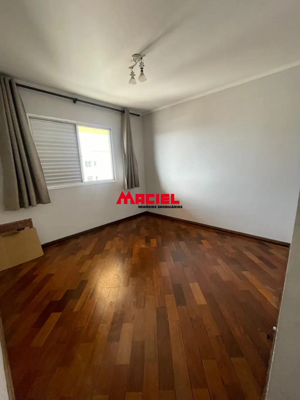 Comprar Apartamento / Padr&atilde;o em S&atilde;o Jos&eacute; dos Campos R$ 361.000,00 - Foto 2