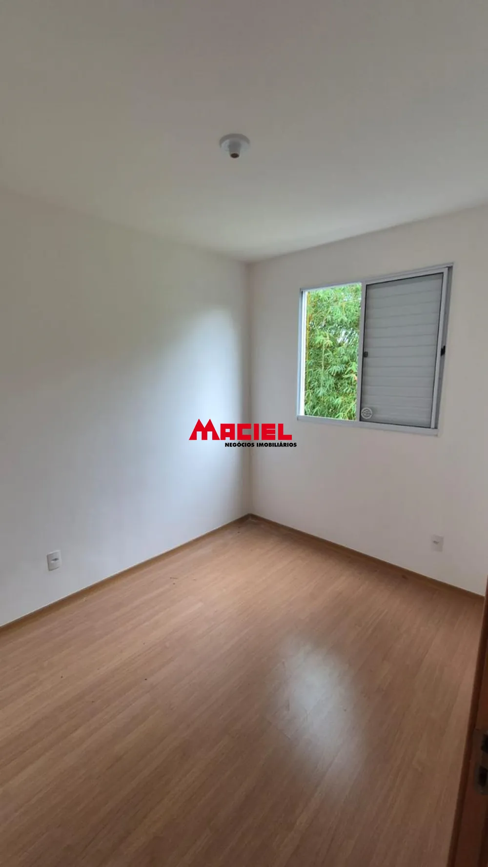 Alugar Apartamento / Padr&atilde;o em S&atilde;o Jos&eacute; dos Campos R$ 1.060,00 - Foto 3