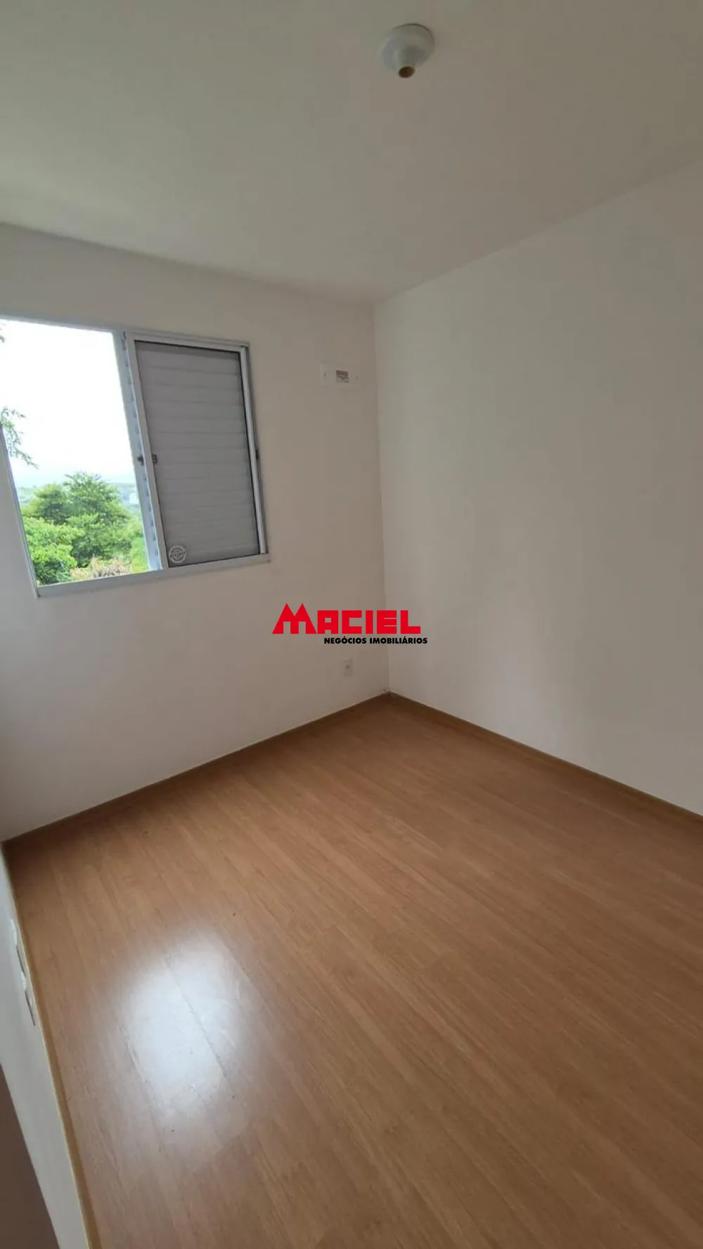 Alugar Apartamento / Padr&atilde;o em S&atilde;o Jos&eacute; dos Campos R$ 1.060,00 - Foto 5