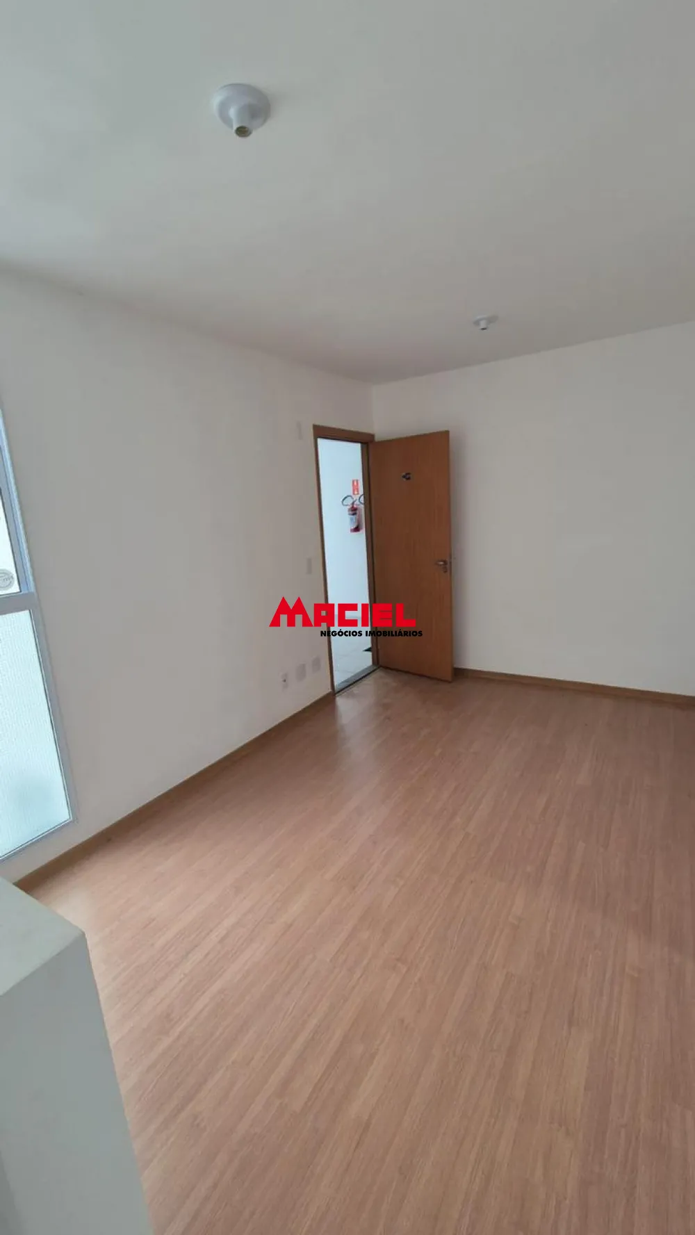 Alugar Apartamento / Padr&atilde;o em S&atilde;o Jos&eacute; dos Campos R$ 1.060,00 - Foto 6