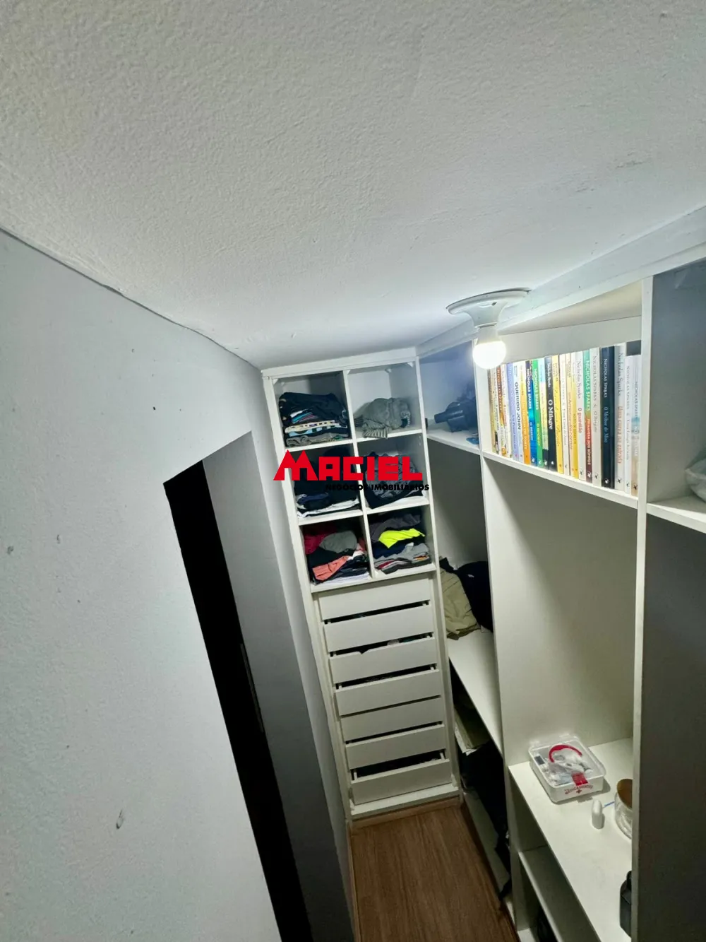 Comprar Apartamento / Padr&atilde;o em S&atilde;o Jos&eacute; dos Campos R$ 320.000,00 - Foto 11