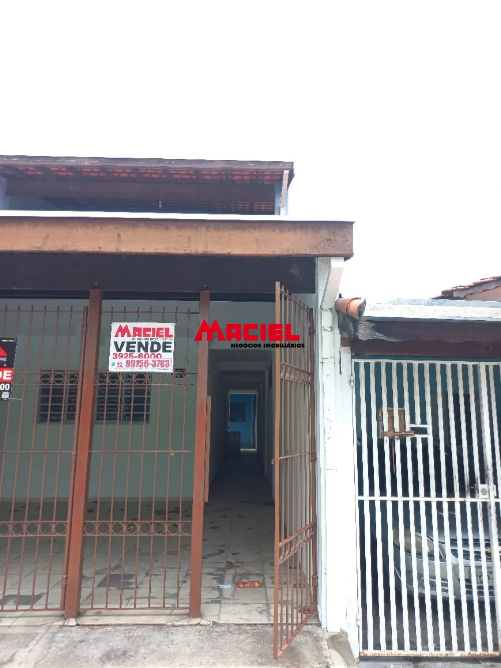 Alugar Casa / Sobrado em S&atilde;o Jos&eacute; dos Campos R$ 2.300,00 - Foto 1