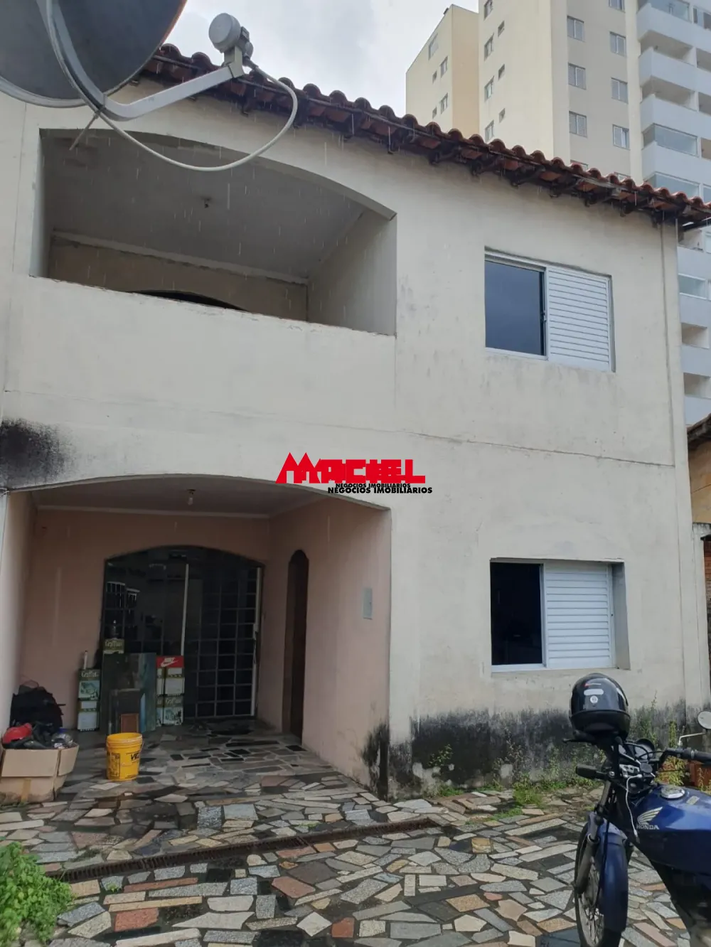 Alugar Casa / Sobrado em S&atilde;o Jos&eacute; dos Campos R$ 1.700,00 - Foto 1