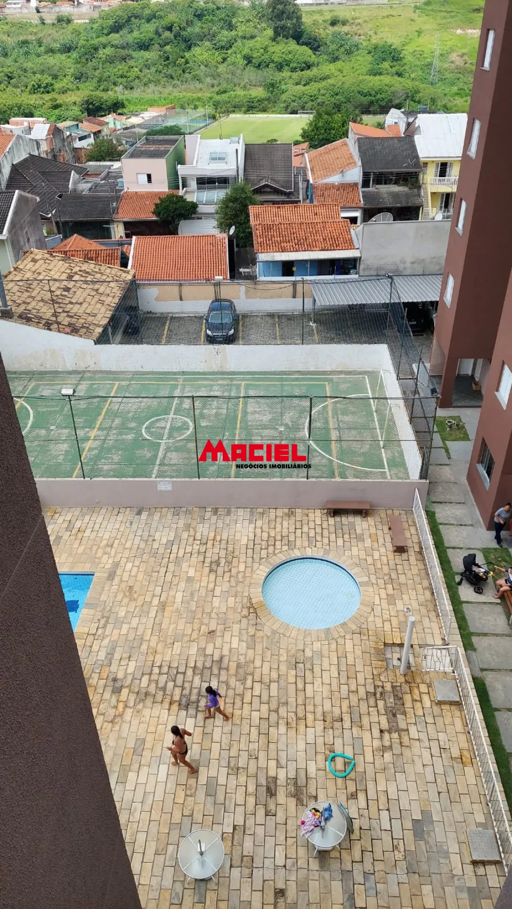 Alugar Apartamento / Padr&atilde;o em S&atilde;o Jos&eacute; dos Campos R$ 2.050,00 - Foto 4