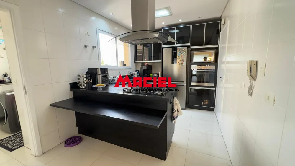 Alugar Apartamento / Padr&atilde;o em S&atilde;o Jos&eacute; dos Campos R$ 6.500,00 - Foto 10