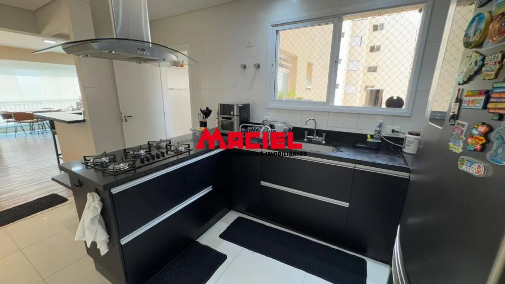 Alugar Apartamento / Padr&atilde;o em S&atilde;o Jos&eacute; dos Campos R$ 6.500,00 - Foto 11