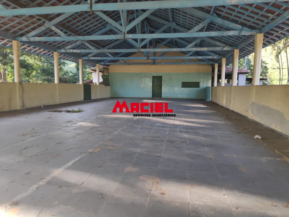 Alugar Comercial / Galp&atilde;o em Jambeiro R$ 3.300,00 - Foto 5