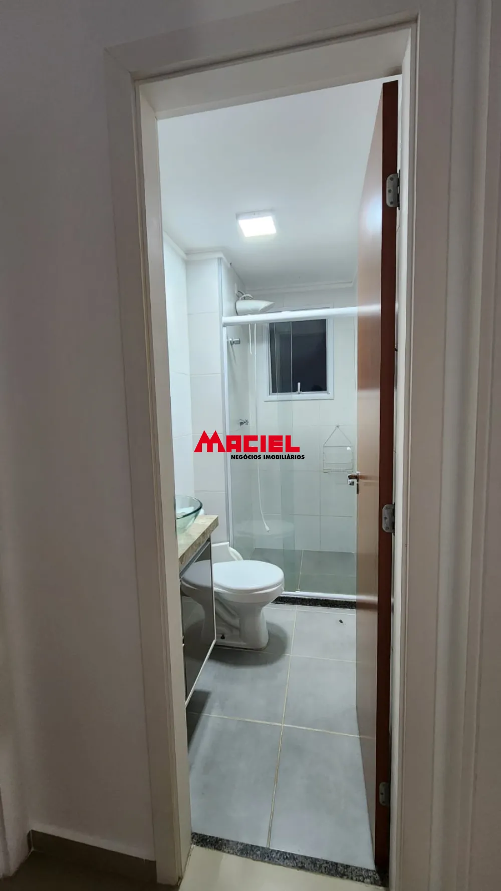 Alugar Apartamento / Padr&atilde;o em S&atilde;o Jos&eacute; dos Campos R$ 1.700,00 - Foto 11