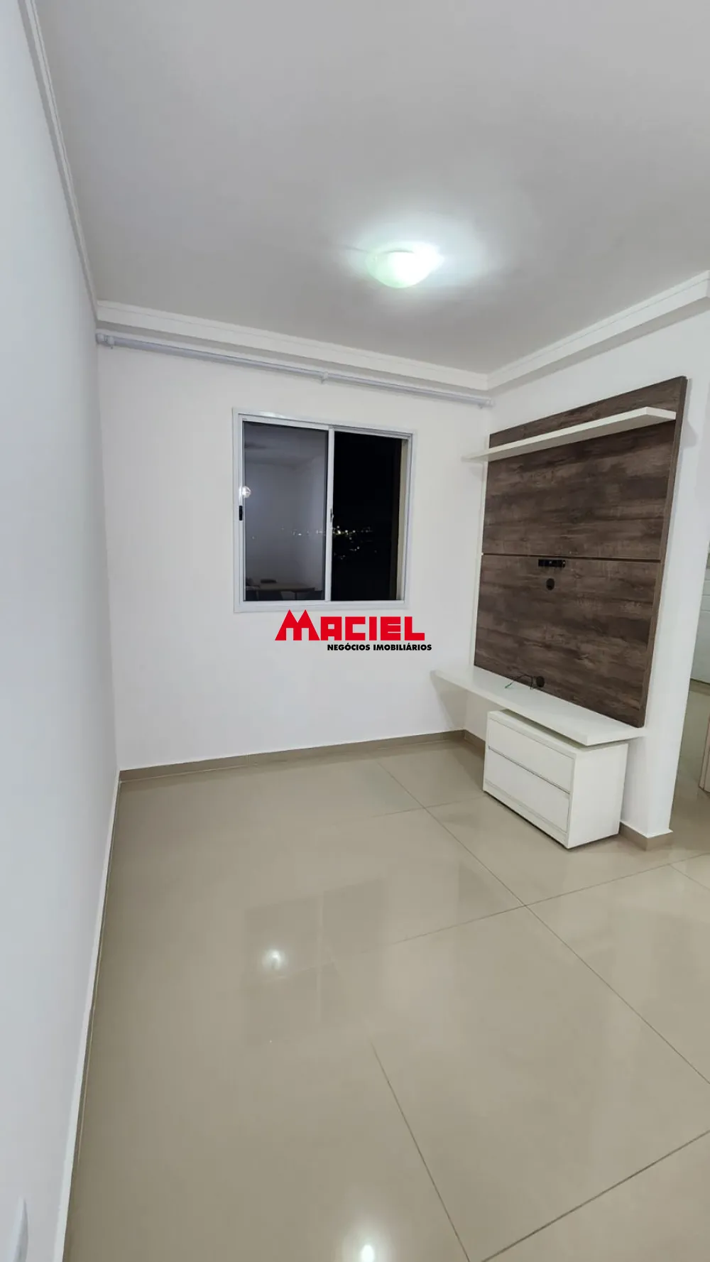 Alugar Apartamento / Padr&atilde;o em S&atilde;o Jos&eacute; dos Campos R$ 1.700,00 - Foto 9