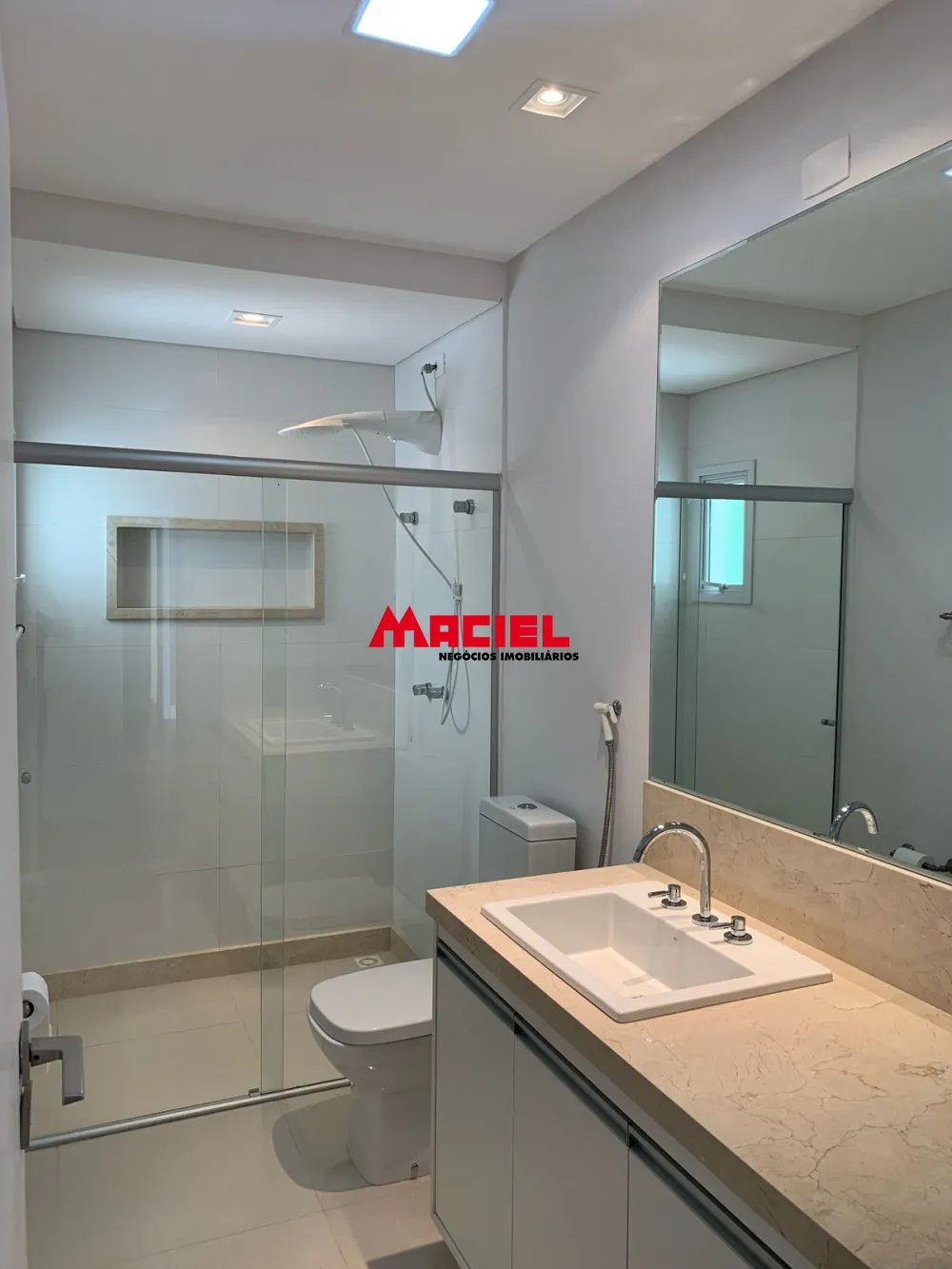 Alugar Casa / Condom&iacute;nio em S&atilde;o Jos&eacute; dos Campos R$ 18.000,00 - Foto 18