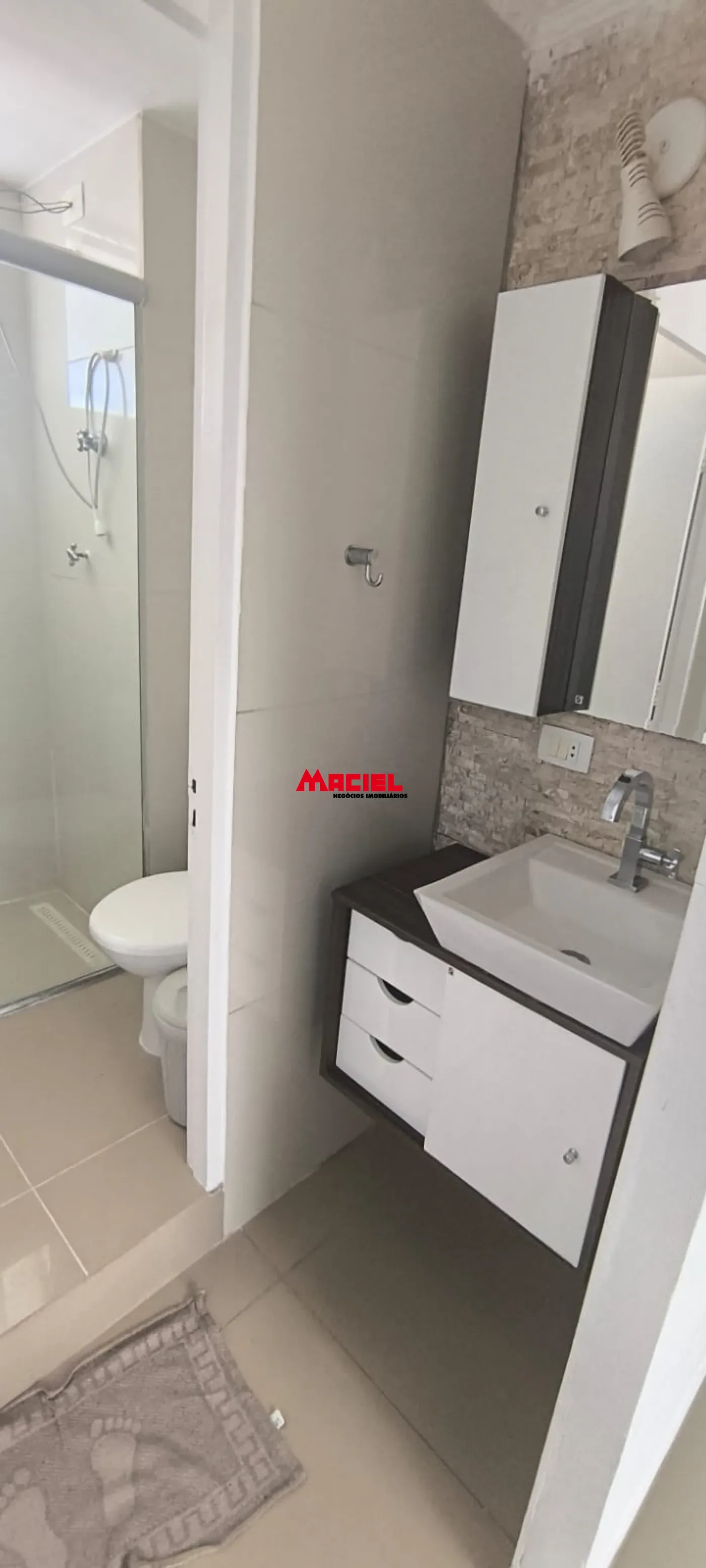Alugar Apartamento / Padr&atilde;o em S&atilde;o Jos&eacute; dos Campos R$ 2.000,00 - Foto 12