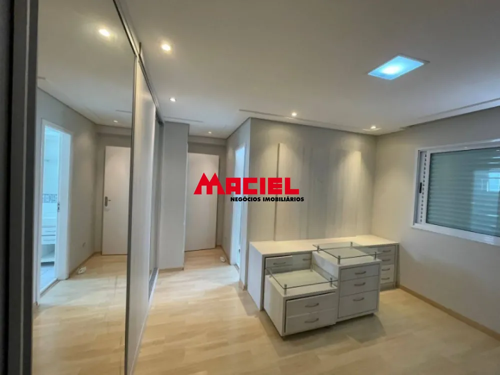 Alugar Apartamento / Padr&atilde;o em S&atilde;o Jos&eacute; dos Campos R$ 5.500,00 - Foto 1