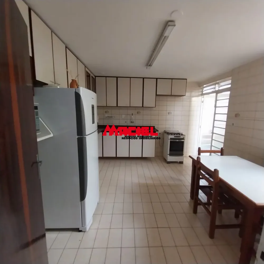 Alugar Casa / Padr&atilde;o em S&atilde;o Jos&eacute; dos Campos R$ 4.500,00 - Foto 3