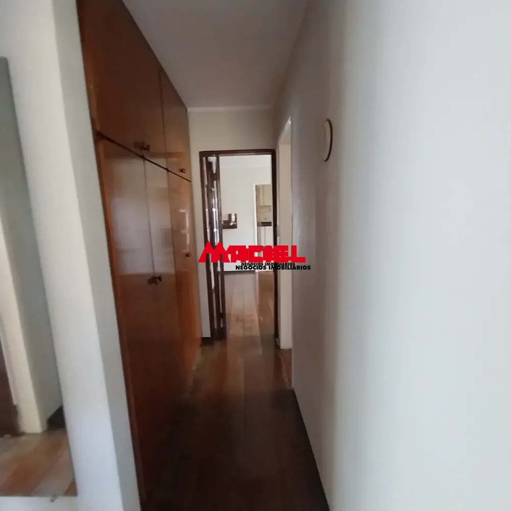 Alugar Casa / Padr&atilde;o em S&atilde;o Jos&eacute; dos Campos R$ 4.500,00 - Foto 9