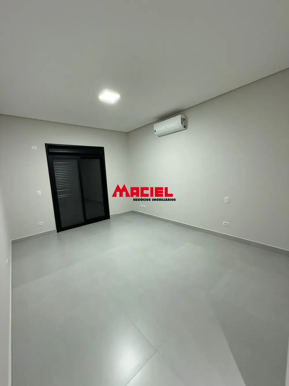 Comprar Casa / Padr&atilde;o em S&atilde;o Jos&eacute; dos Campos R$ 870.000,00 - Foto 4