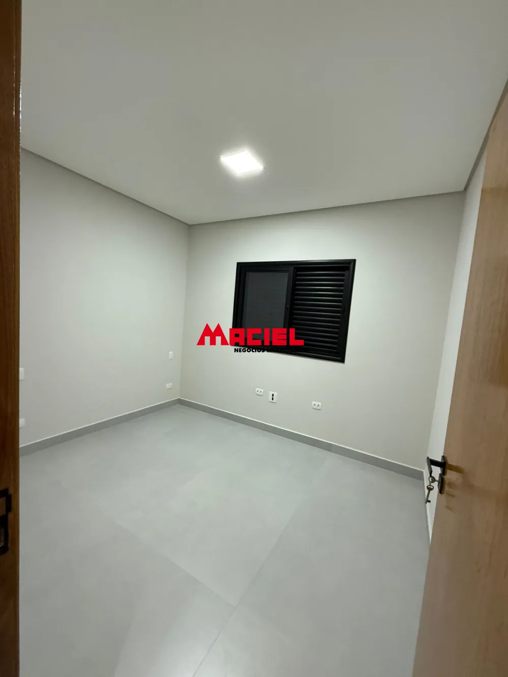 Comprar Casa / Padr&atilde;o em S&atilde;o Jos&eacute; dos Campos R$ 870.000,00 - Foto 9