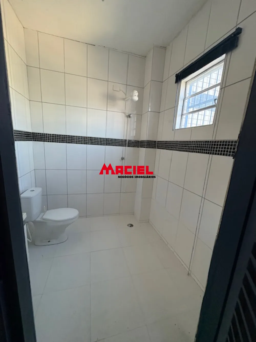 Alugar Comercial / Galp&atilde;o em S&atilde;o Jos&eacute; dos Campos R$ 9.000,00 - Foto 2