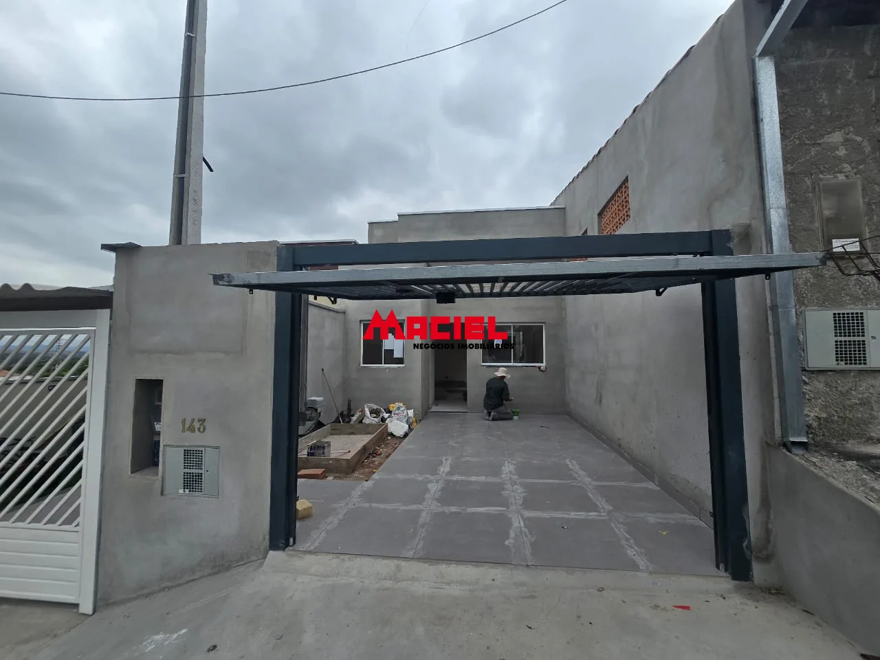 Alugar Casa / Padr&atilde;o em S&atilde;o Jos&eacute; dos Campos R$ 2.600,00 - Foto 1