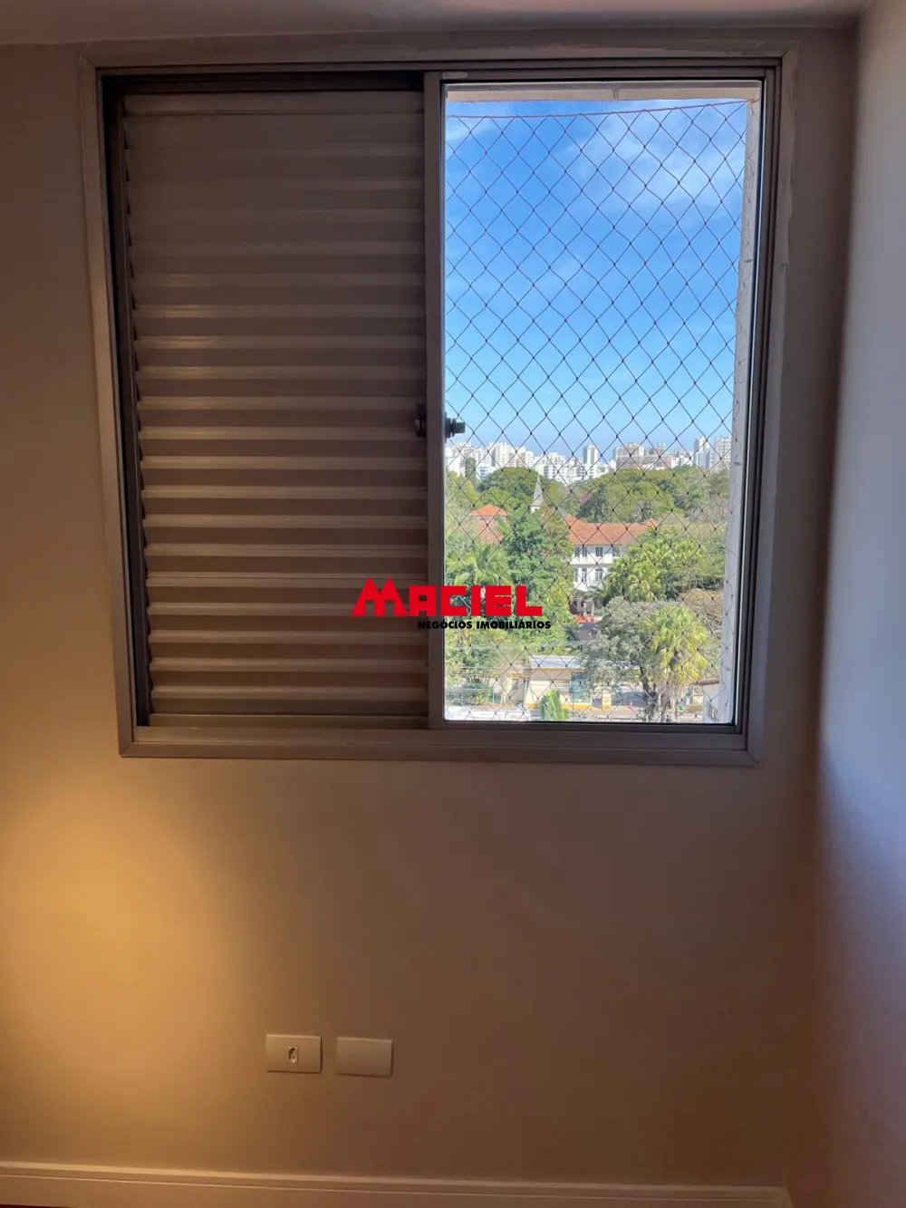 Alugar Apartamento / Padr&atilde;o em S&atilde;o Jos&eacute; dos Campos R$ 2.700,00 - Foto 14