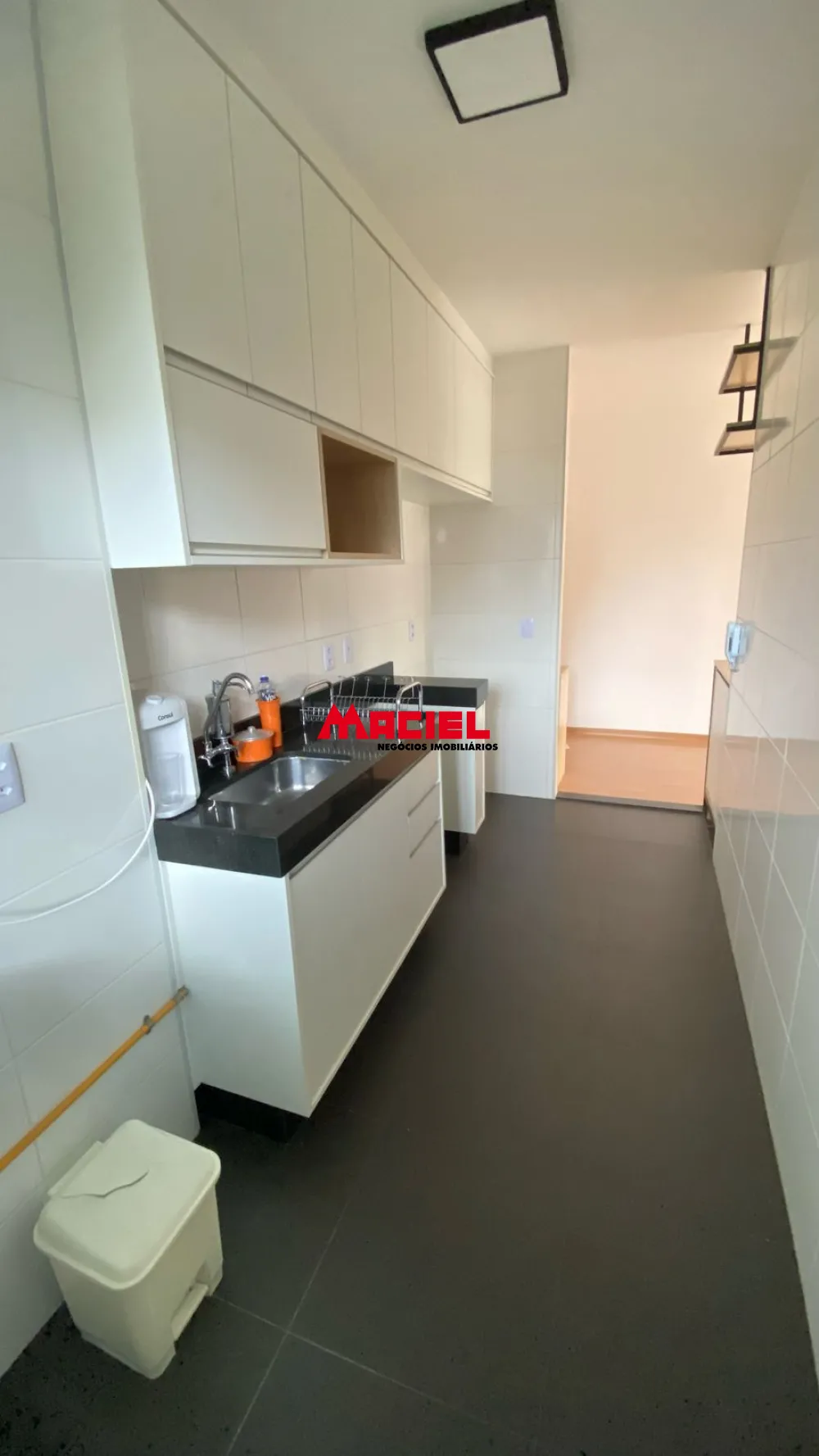 Alugar Apartamento / Padr&atilde;o em S&atilde;o Jos&eacute; dos Campos R$ 1.600,00 - Foto 8