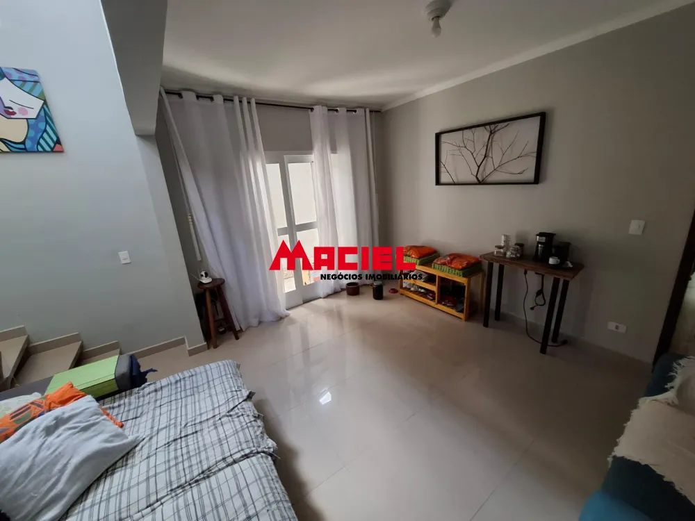 Alugar Casa / Sobrado em S&atilde;o Jos&eacute; dos Campos R$ 1.800,00 - Foto 2