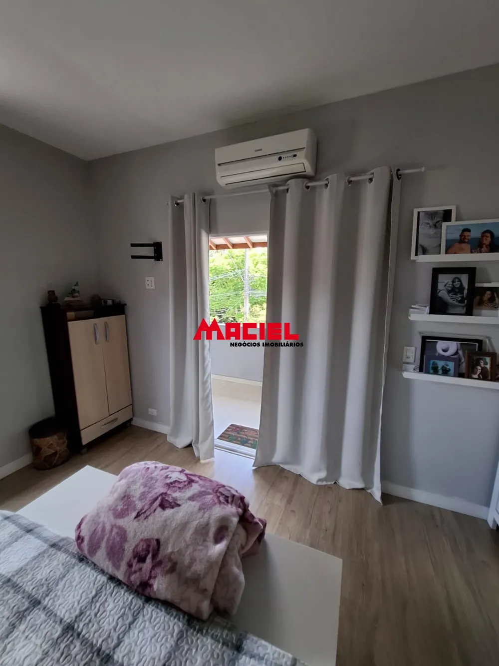 Alugar Casa / Sobrado em S&atilde;o Jos&eacute; dos Campos R$ 1.800,00 - Foto 10