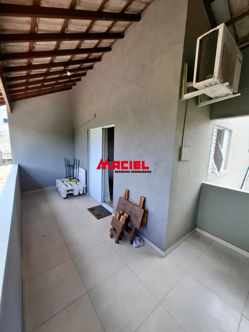 Alugar Casa / Sobrado em S&atilde;o Jos&eacute; dos Campos R$ 1.800,00 - Foto 18