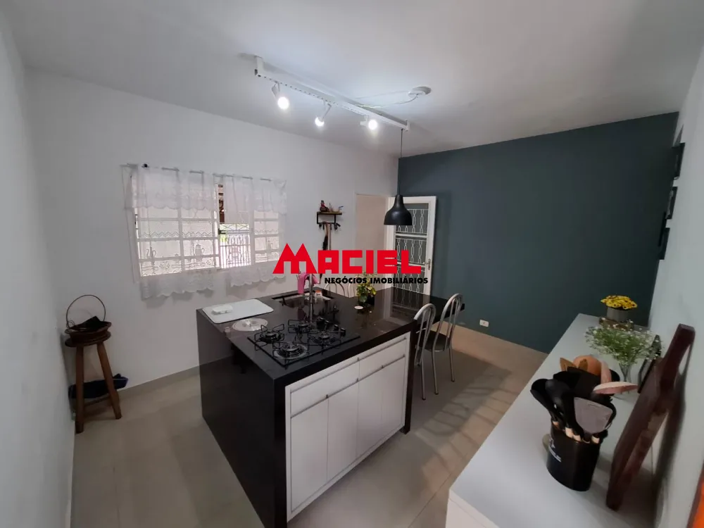 Alugar Casa / Sobrado em S&atilde;o Jos&eacute; dos Campos R$ 1.800,00 - Foto 19