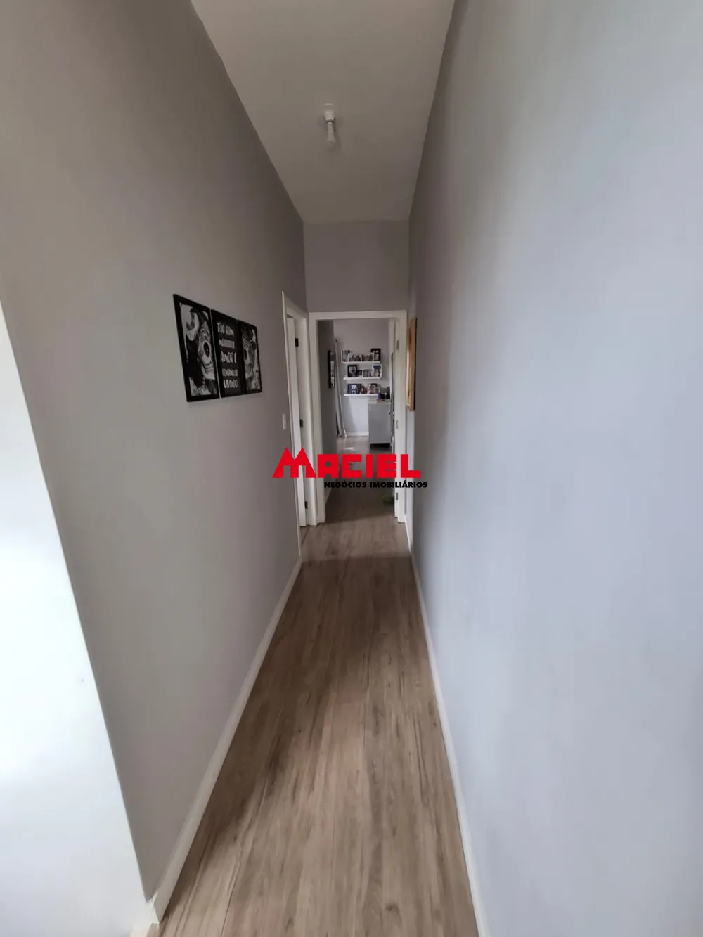 Alugar Casa / Sobrado em S&atilde;o Jos&eacute; dos Campos R$ 1.800,00 - Foto 35