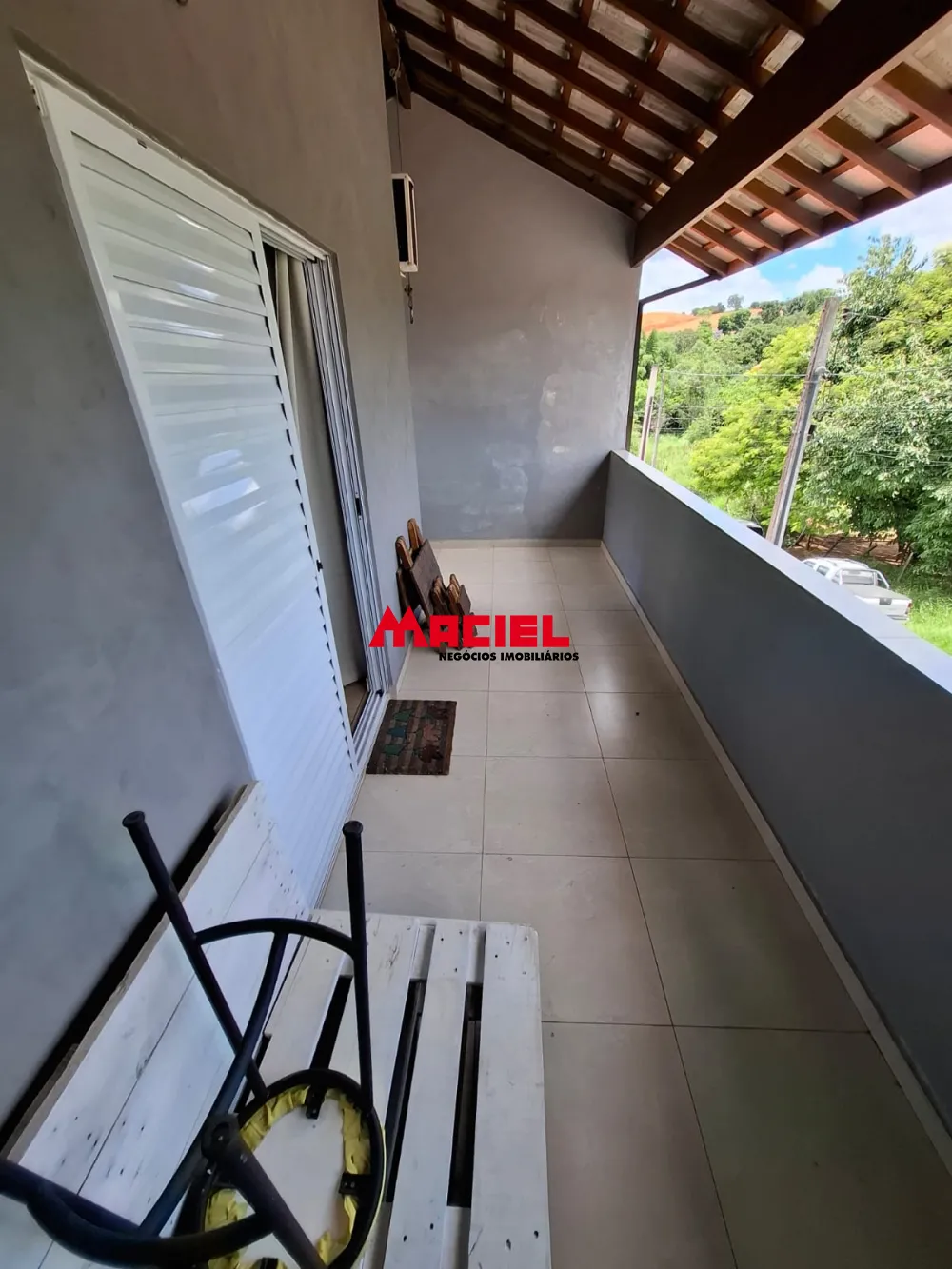 Alugar Casa / Sobrado em S&atilde;o Jos&eacute; dos Campos R$ 1.800,00 - Foto 39
