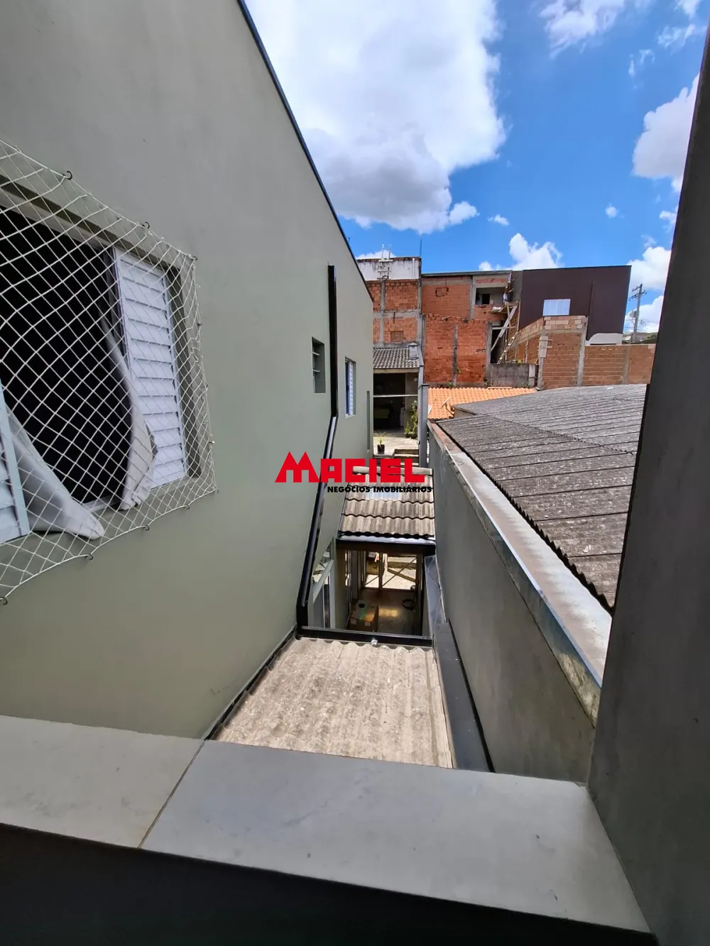 Alugar Casa / Sobrado em S&atilde;o Jos&eacute; dos Campos R$ 1.800,00 - Foto 45
