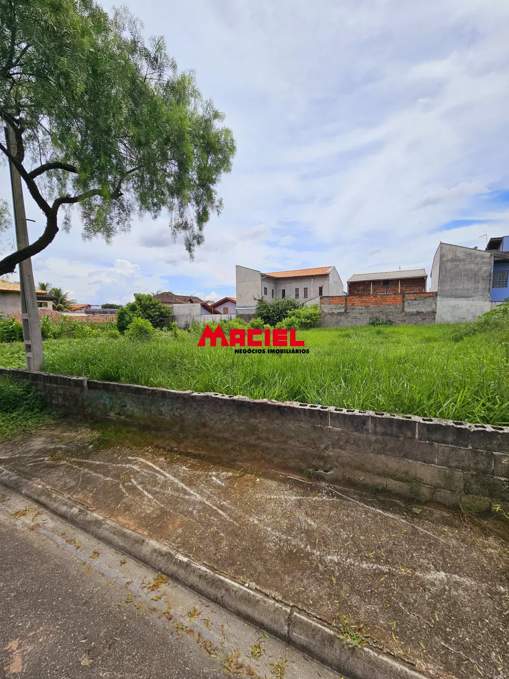 Comprar Terreno / Padr&atilde;o em Jacare&iacute; R$ 350.000,00 - Foto 3