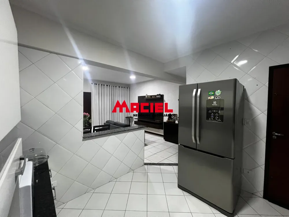 Comprar Casa / Sobrado em S&atilde;o Jos&eacute; dos Campos R$ 799.000,00 - Foto 8