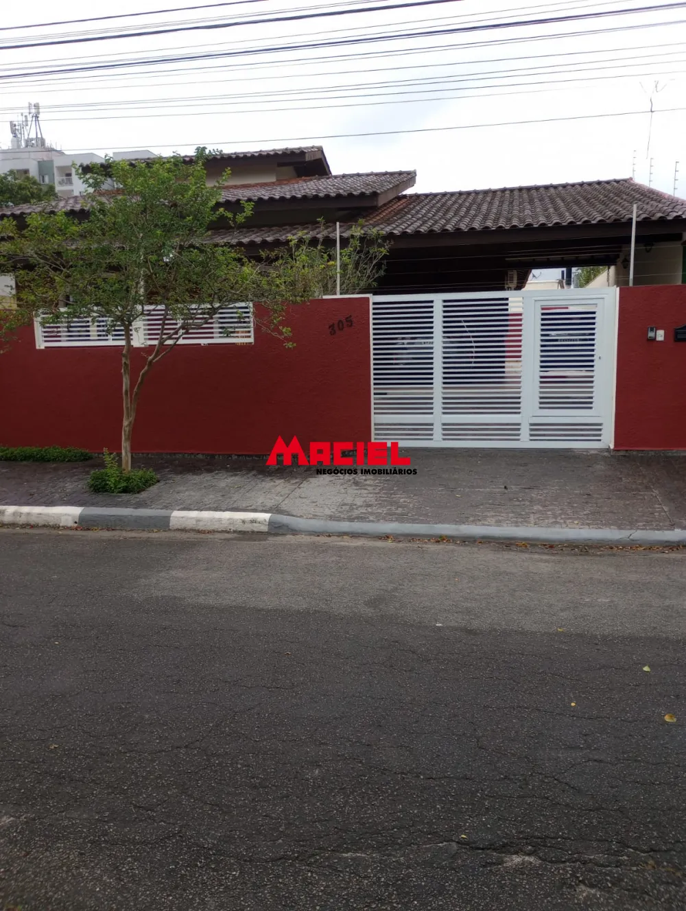 Comprar Casa / Padr&atilde;o em Caraguatatuba R$ 1.300.000,00 - Foto 1