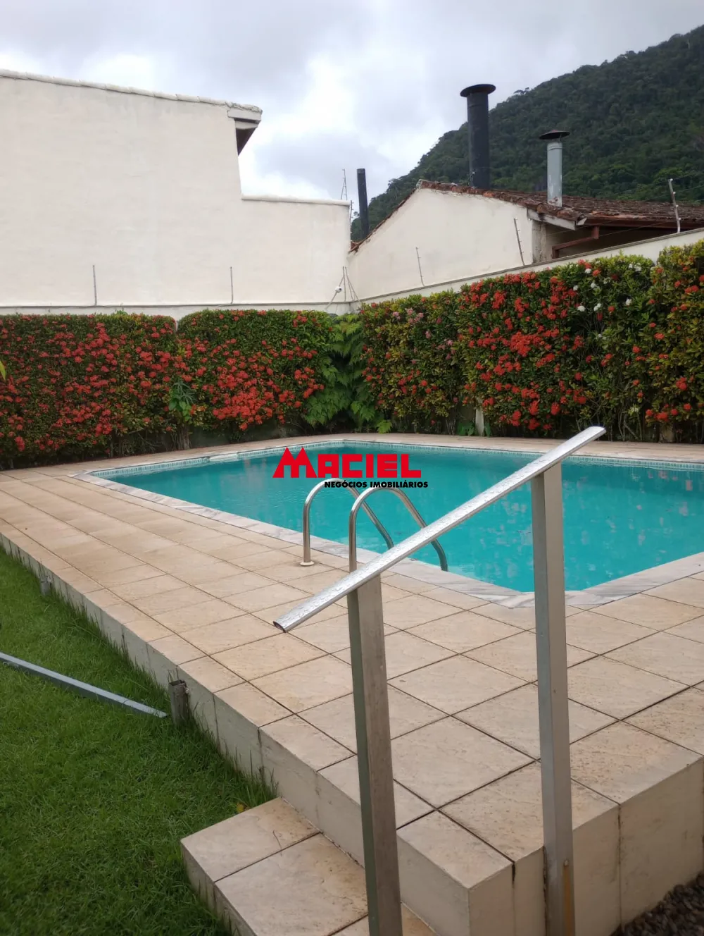 Comprar Casa / Padr&atilde;o em Caraguatatuba R$ 1.300.000,00 - Foto 4