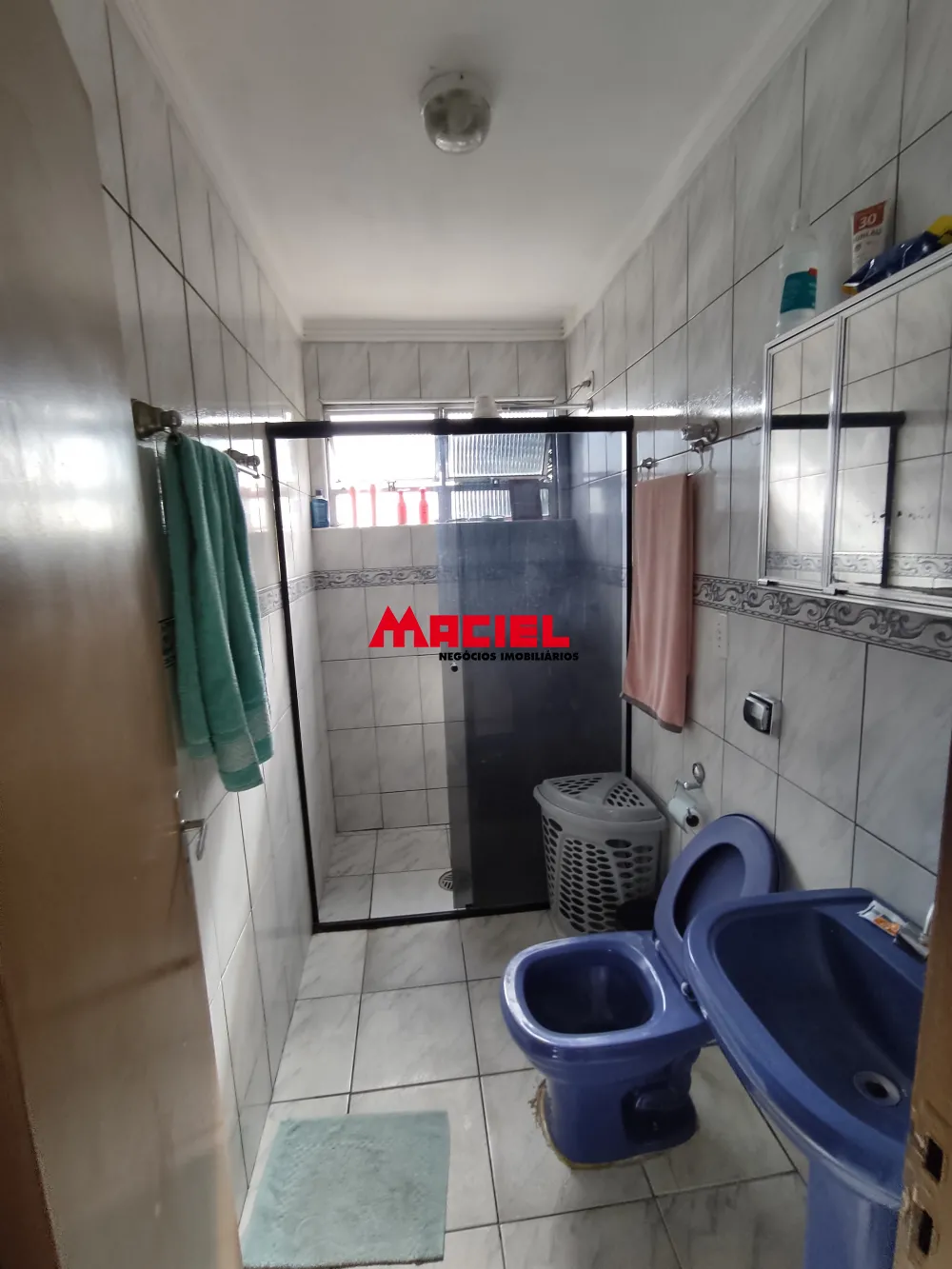 Alugar Apartamento / Padr&atilde;o em S&atilde;o Jos&eacute; dos Campos R$ 1.200,00 - Foto 9