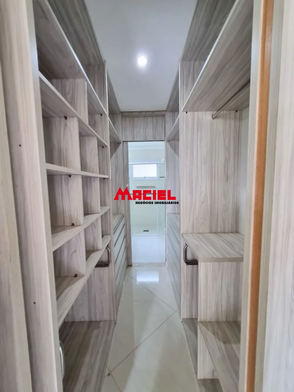 Comprar Casa / Condom&iacute;nio em S&atilde;o Jos&eacute; dos Campos R$ 1.170.000,00 - Foto 11