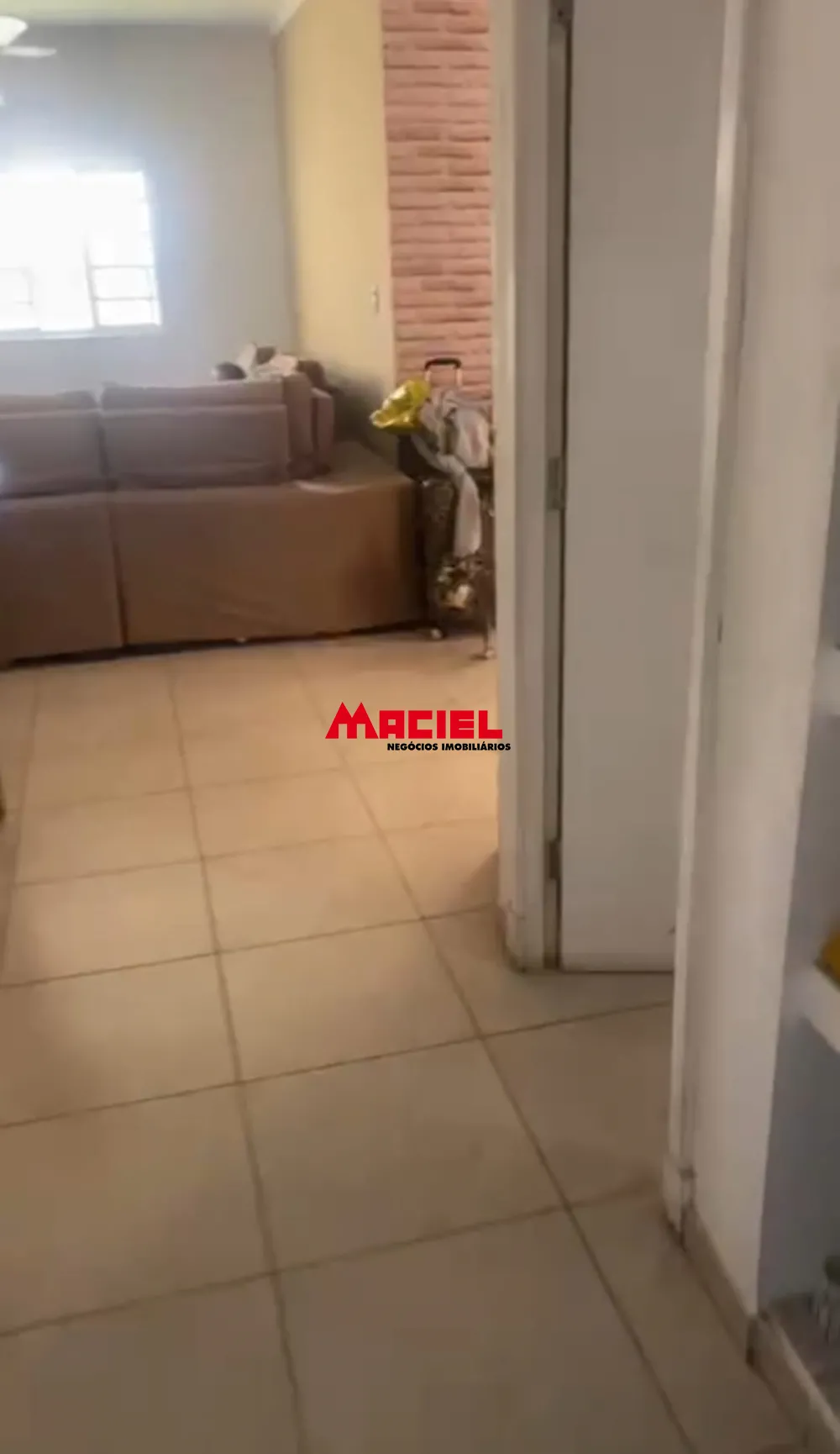 Alugar Casa / Sobrado em S&atilde;o Jos&eacute; dos Campos R$ 3.500,00 - Foto 9