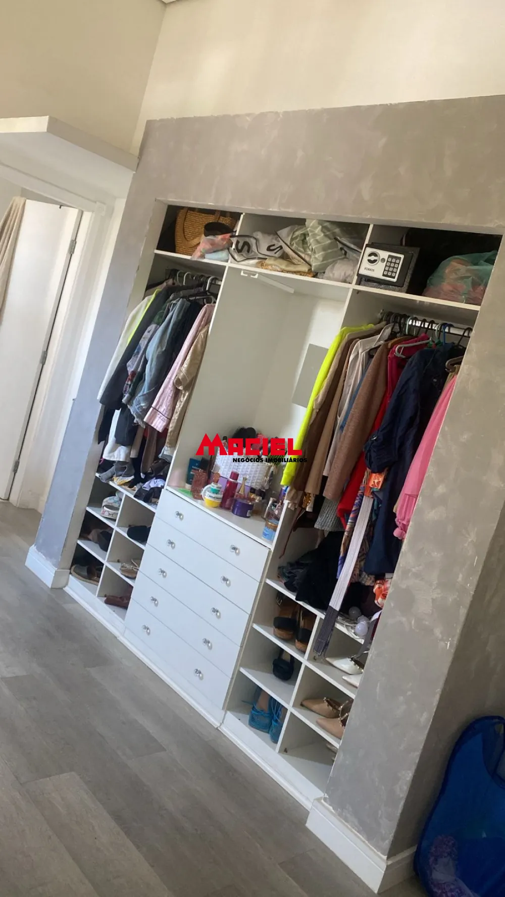 Alugar Casa / Sobrado em S&atilde;o Jos&eacute; dos Campos R$ 3.500,00 - Foto 11