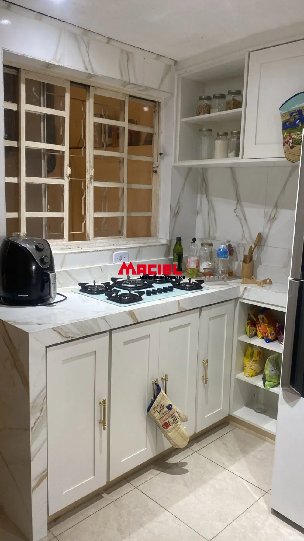 Alugar Casa / Sobrado em S&atilde;o Jos&eacute; dos Campos R$ 3.500,00 - Foto 4
