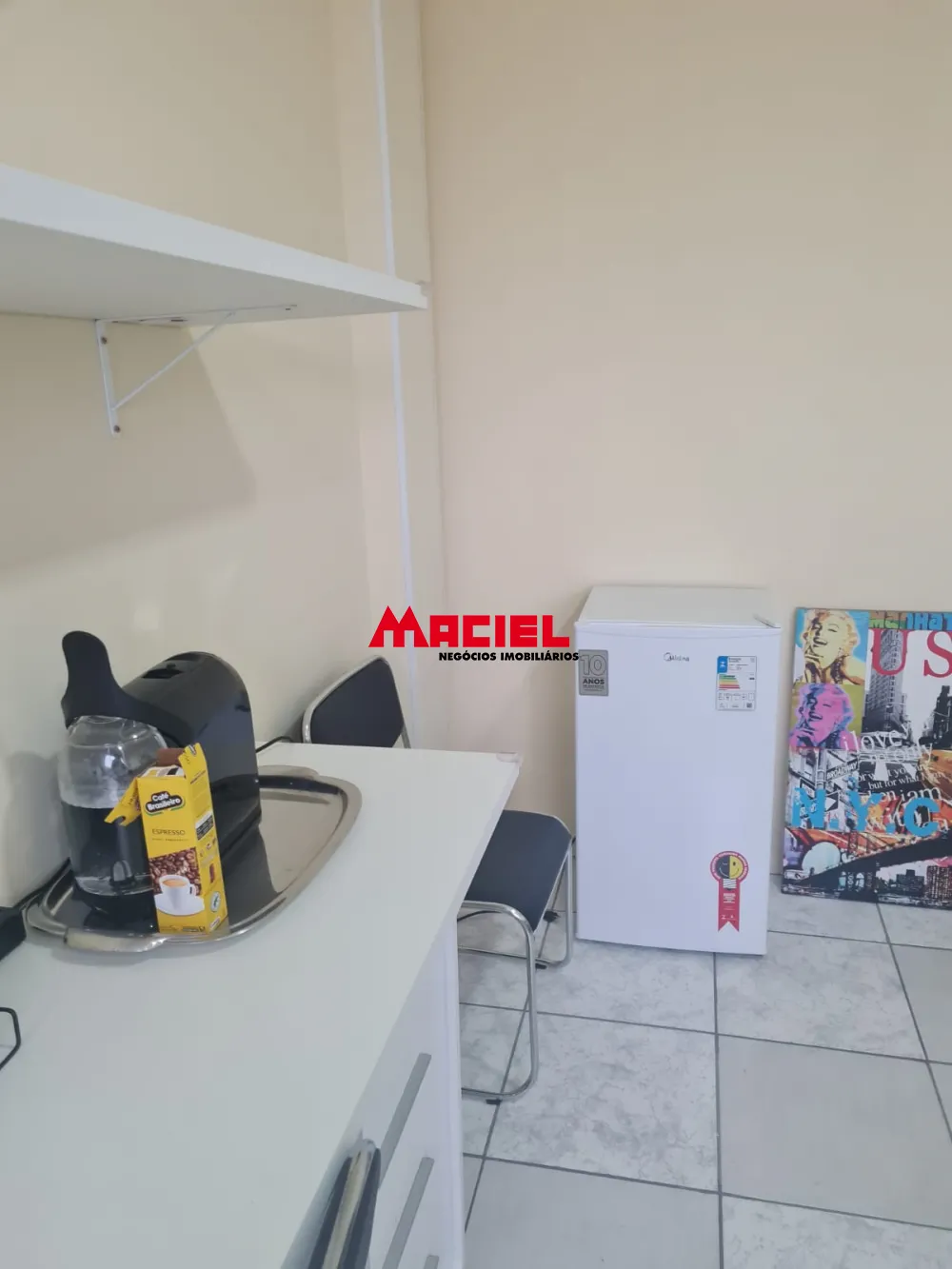 Alugar Comercial / Sala em S&atilde;o Jos&eacute; dos Campos R$ 1.200,00 - Foto 4