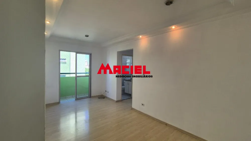 Comprar Apartamento / Padr&atilde;o em S&atilde;o Jos&eacute; dos Campos R$ 370.000,00 - Foto 1