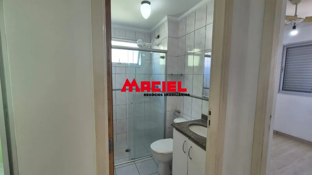 Comprar Apartamento / Padr&atilde;o em S&atilde;o Jos&eacute; dos Campos R$ 370.000,00 - Foto 12