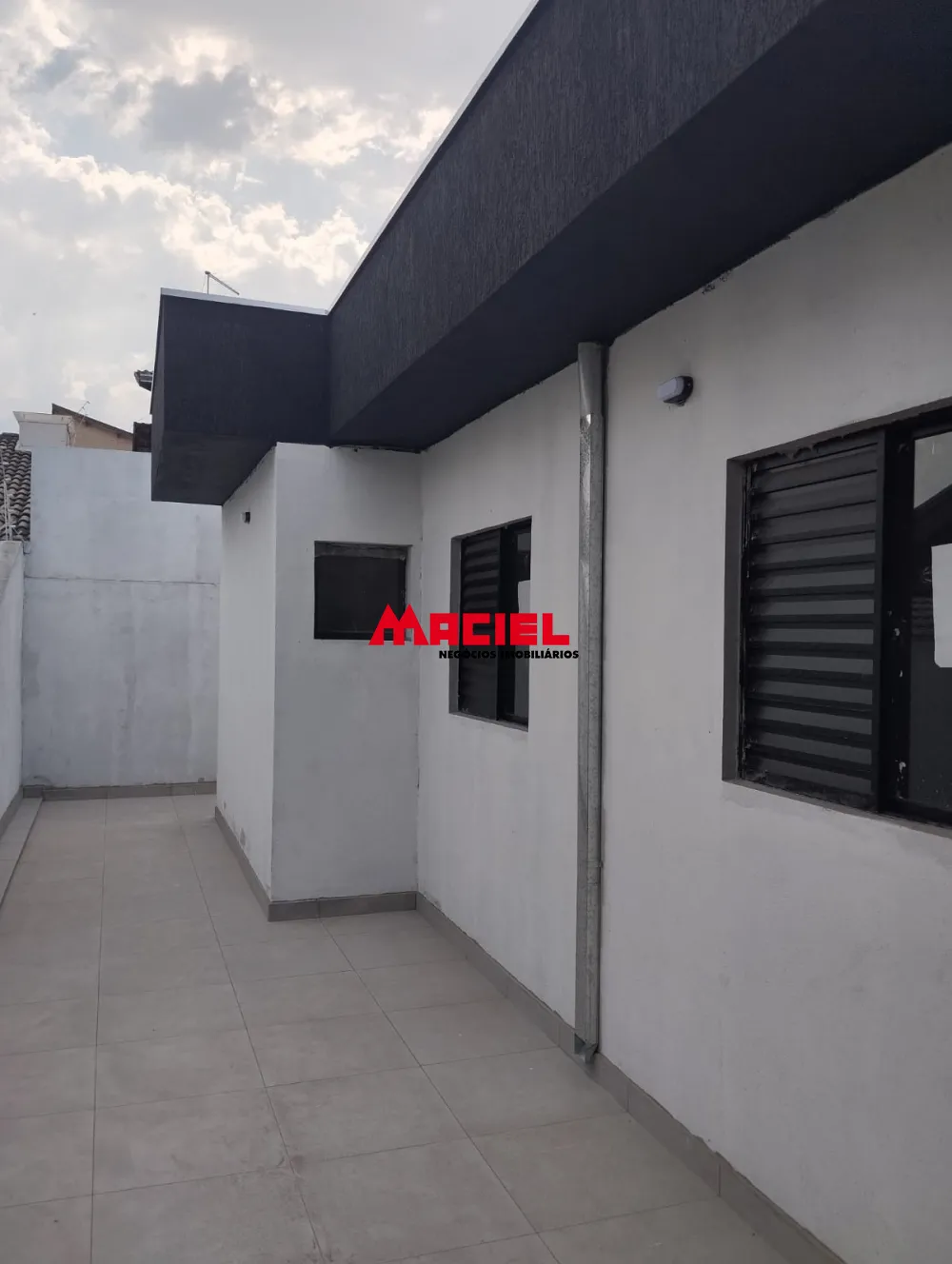 Comprar Casa / Padr&atilde;o em S&atilde;o Jos&eacute; dos Campos R$ 460.000,00 - Foto 3
